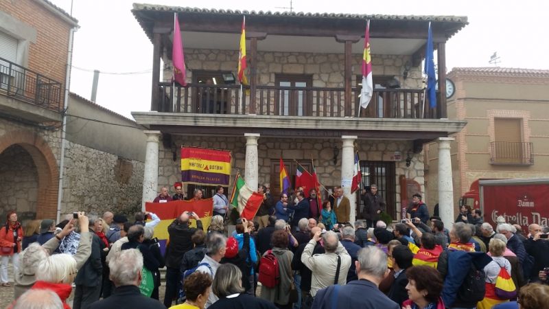 files/galerias/Actos/20161028-RecibimientoEnTorijaAlasBBII/20161028_102520.jpg